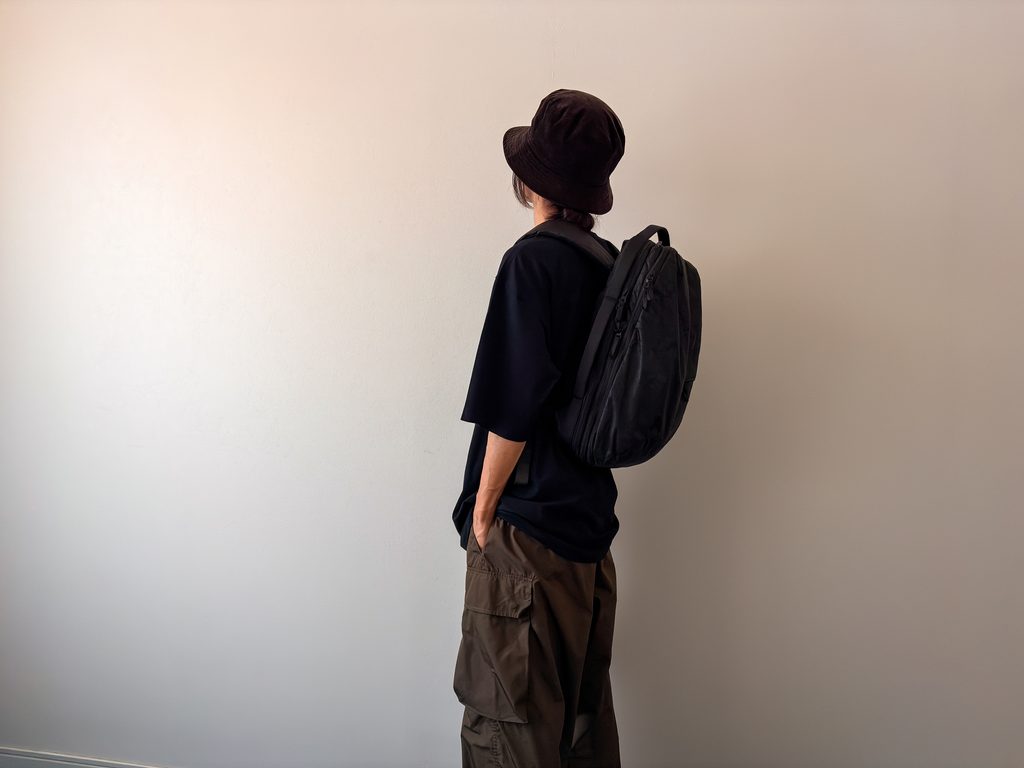 NOMANZ_GEAR DIRACを背負っているNAKANO