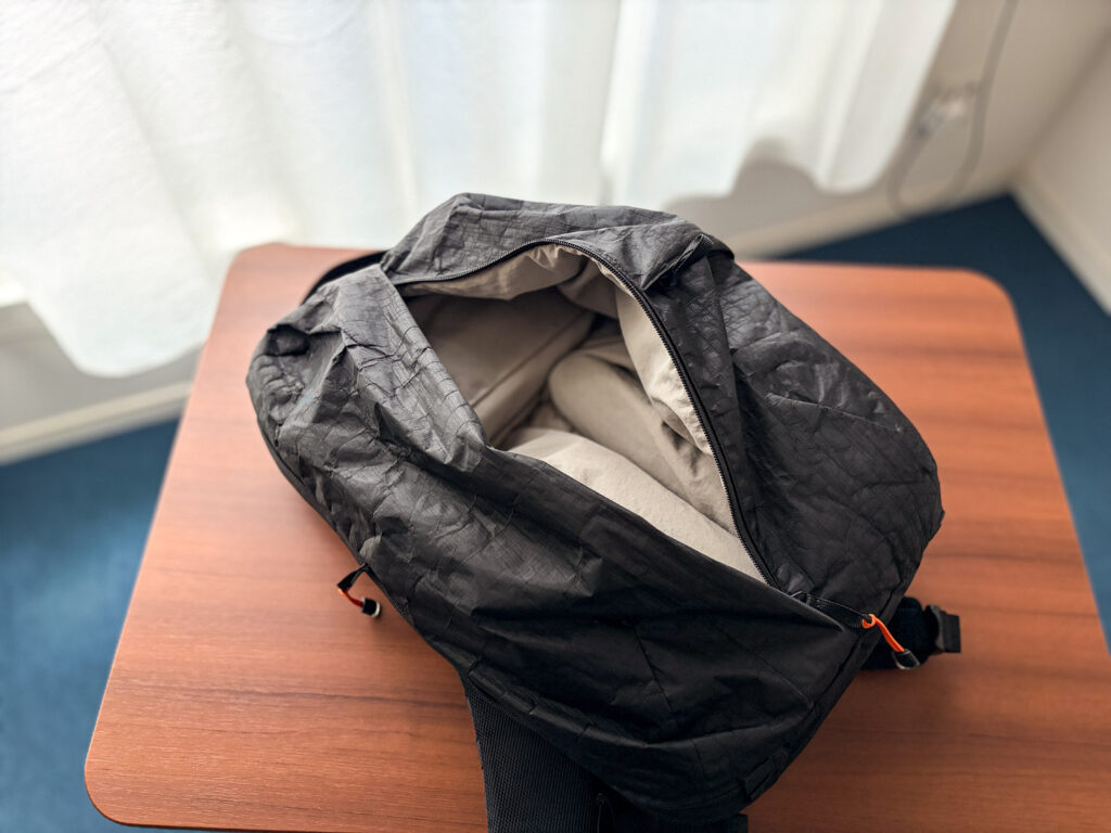 NOMANZ_GEAR DIRACの内装