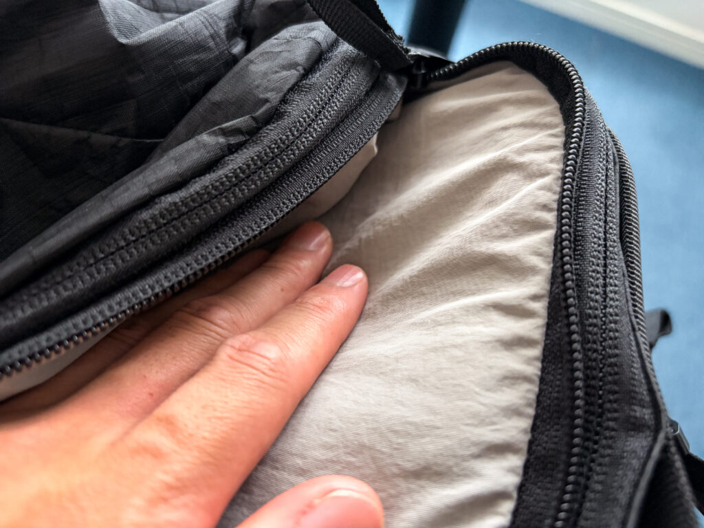 NOMANZ_GEAR DIRACの内装